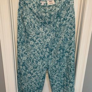 Macy’s Charter club Island Breeze crop pants  New with Tags